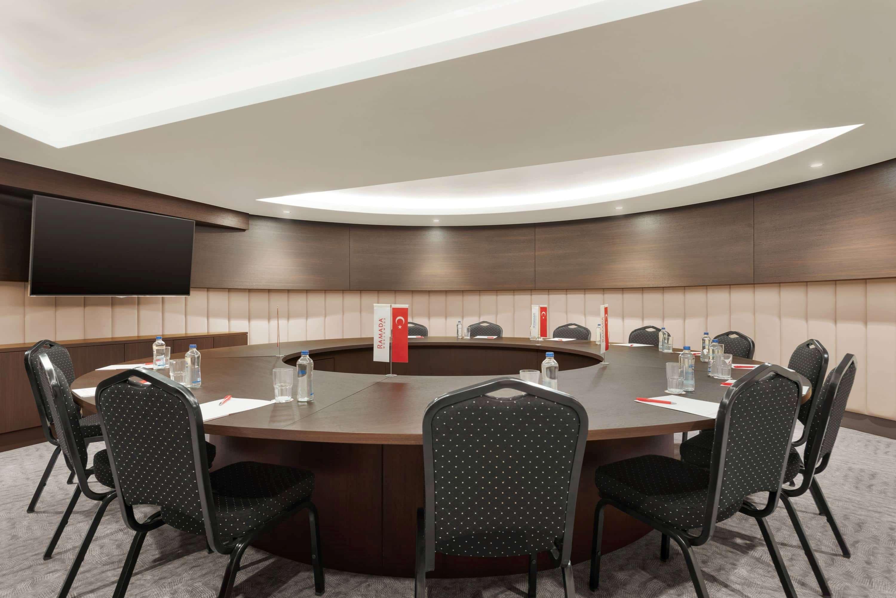 Ramada By Wyndham Ισπάρτα Εξωτερικό φωτογραφία
