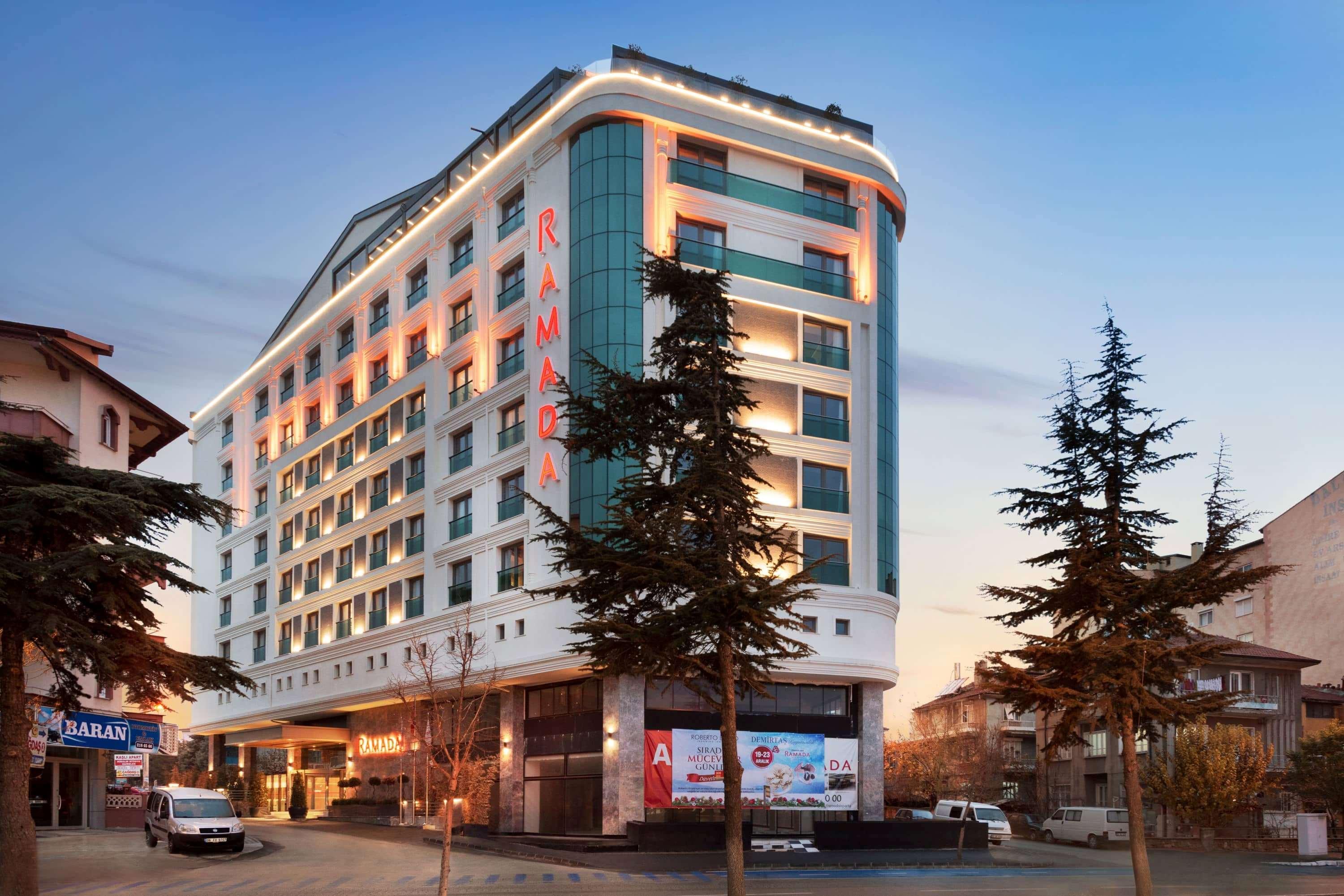 Ramada By Wyndham Ισπάρτα Εξωτερικό φωτογραφία
