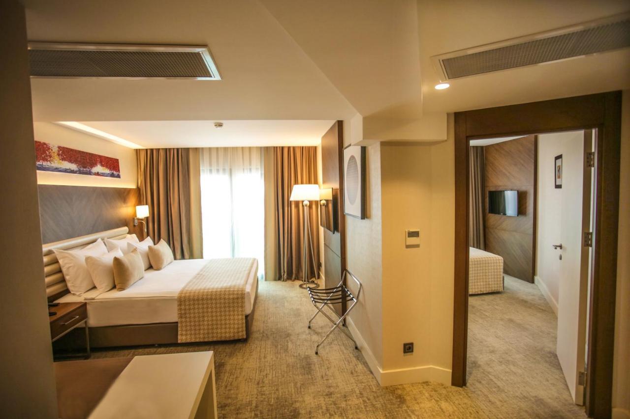 Ramada By Wyndham Ισπάρτα Εξωτερικό φωτογραφία
