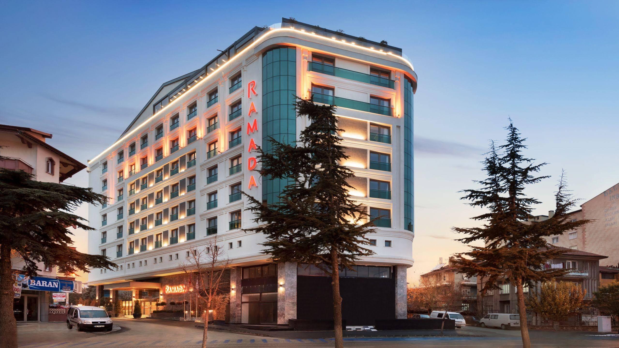 Ramada By Wyndham Ισπάρτα Εξωτερικό φωτογραφία